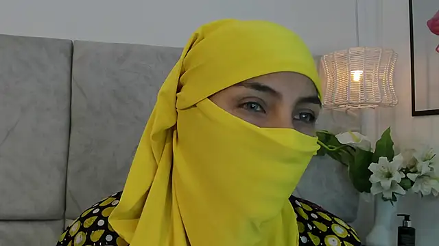 naomiii   online show from 11.13.25