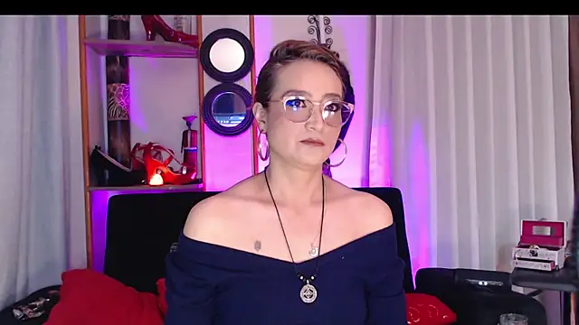 Snapshot of AdeleMourfg chatting on 02.24.25 AdeleMourfg online show from 02.24.25