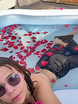 CaroSainz online show from 01.18.25