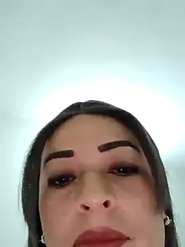 Snapshot of _Prinscarlet_ chatting on 01.04.25 Prinscarlet online show from 01.04.25