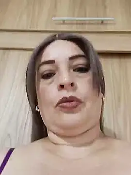 Snapshot of _Prinscarlet_ chatting on 02.05.25 Prinscarlet online show from 02.05.25