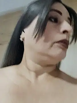 Snapshot of _Prinscarlet_ chatting on 03.22.25 Prinscarlet online show from 03.22.25