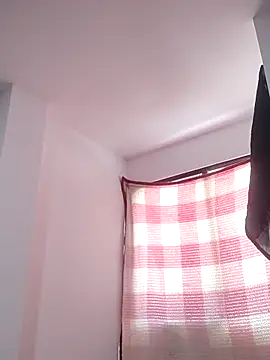 Snapshot of _Prinscarlet_ chatting on 10.18.25 Prinscarlet online show from 10.18.25