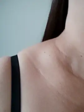 Snapshot of _Prinscarlet_ chatting on 10.23.25 Prinscarlet online show from 10.23.25