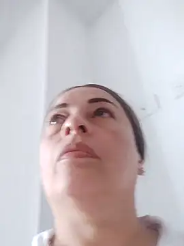 Snapshot of _Prinscarlet_ chatting on 10.28.25 Prinscarlet online show from 10.28.25