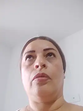 Snapshot of _Prinscarlet_ chatting on 11.26.25 Prinscarlet online show from 11.26.25