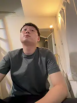 Snapshot of tuki_fu chatting on 02.23.26 tuki fu online show from 02.23.26