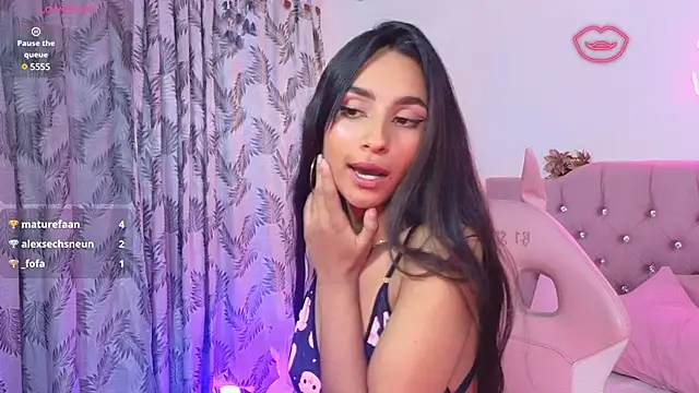 Snapshot of Jazmin_tay chatting on 02.25.25 Jazmin tay online show from 02.25.25