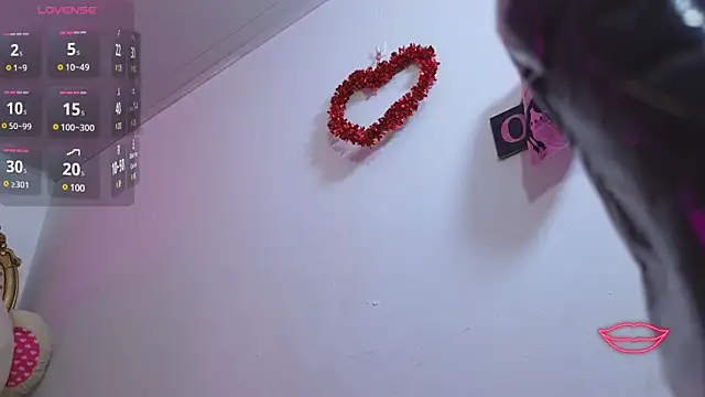 Snapshot of Jazmin_tay chatting on 03.10.25 Jazmin tay online show from 03.10.25