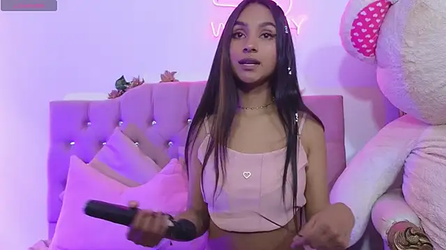 Snapshot of Jazmin_tay chatting on 03.12.25 Jazmin tay online show from 03.12.25