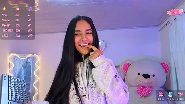 Snapshot of Jazmin_tay chatting on 09.22.25 Jazmin tay online show from 09.22.25