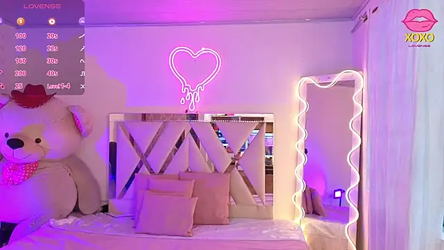 Snapshot of Jazmin_tay chatting on 10.14.25 Jazmin tay online show from 10.14.25