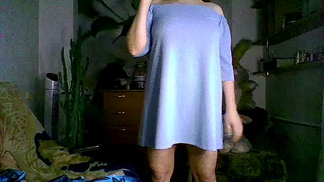 Snapshot of maritanna chatting on 12.22.24 maritanna online show from 12.22.24