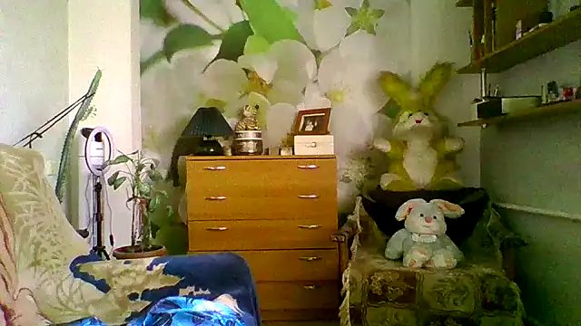 Snapshot of maritanna chatting on 01.14.25 maritanna online show from 01.14.25