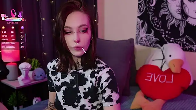 Snapshot of Succvbu7 chatting on 02.23.25 Succvbu7 online show from 02.23.25