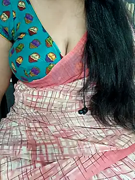 Snapshot of Yours_Radika chatting on 03.19.25 Yours Radika online show from 03.19.25