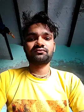 Snapshot of Surajpuja79 chatting on 11.25.25 Surajpuja79 online show from 11.25.25