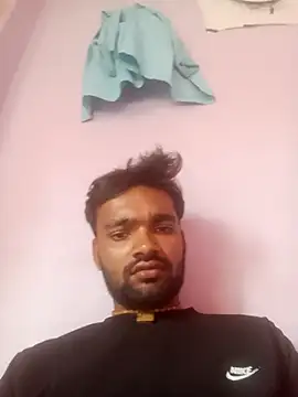 Snapshot of Surajpuja79 chatting on 01.18.26 Surajpuja79 online show from 01.18.26