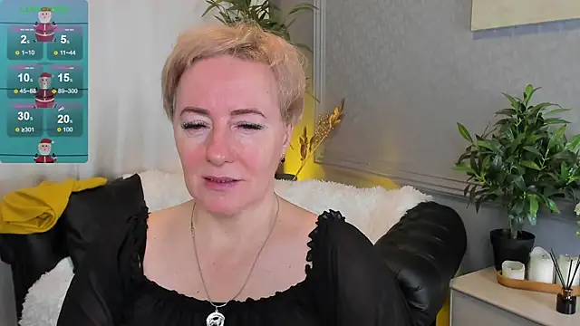 Nika Smit online show from 12.21.24