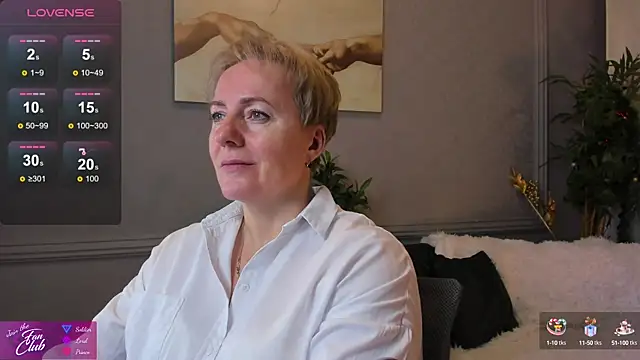 Nika Smit online show from 01.10.25