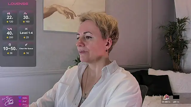 Nika Smit online show from 01.18.25