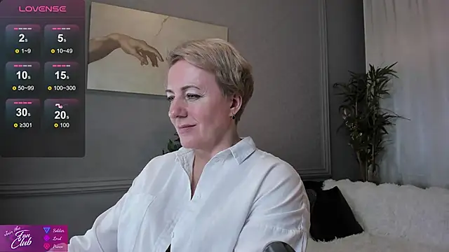 Nika Smit online show from 02.02.25