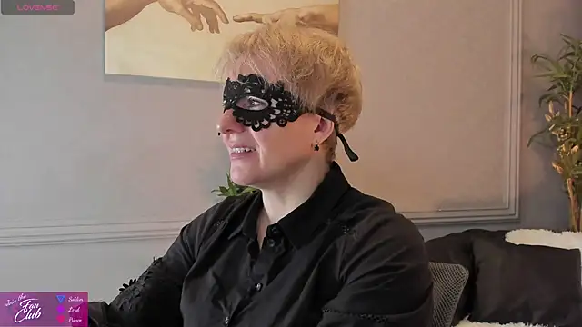 Nika Smit online show from 02.08.25