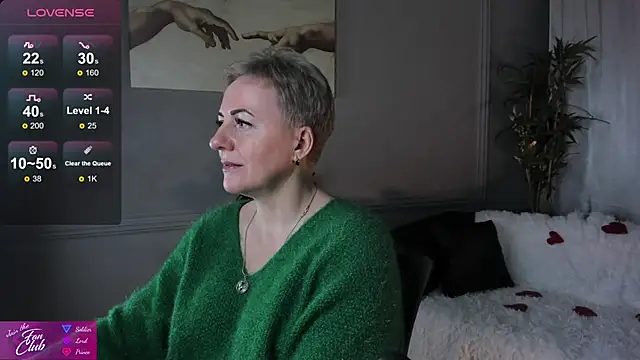 Nika Smit online show from 02.14.25