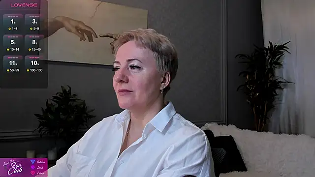 Nika Smit online show from 03.01.25