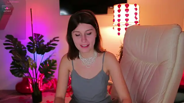 Hailey Green online show from 02.14.25