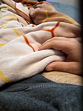 Snapshot of lapa525 chatting on 03.18.25 lapa525 online show from 03.18.25