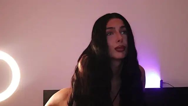 Snapshot of IvyKaelani chatting on 11.15.25 IvyKaelani online show from 11.15.25