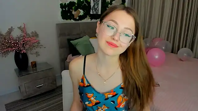 SereneFlame online show from 02.18.25