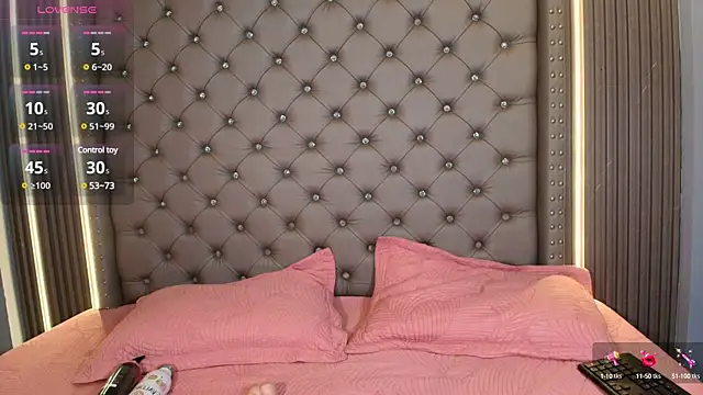 CAMILA JHONS online show from 02.10.25