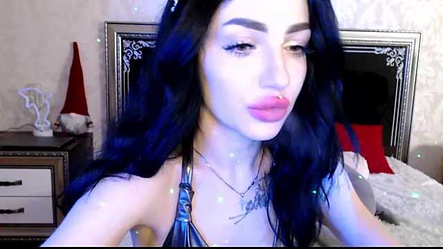 Snapshot of NancyLovee_ chatting on 01.03.25 NancyLovee  online show from 01.03.25