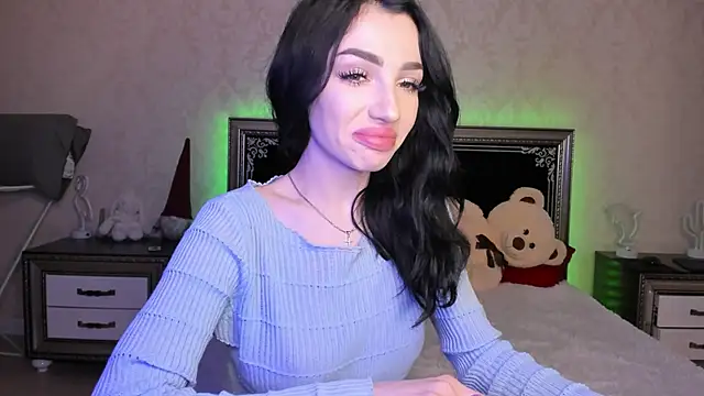 Snapshot of NancyLovee_ chatting on 03.21.25 NancyLovee  online show from 03.21.25