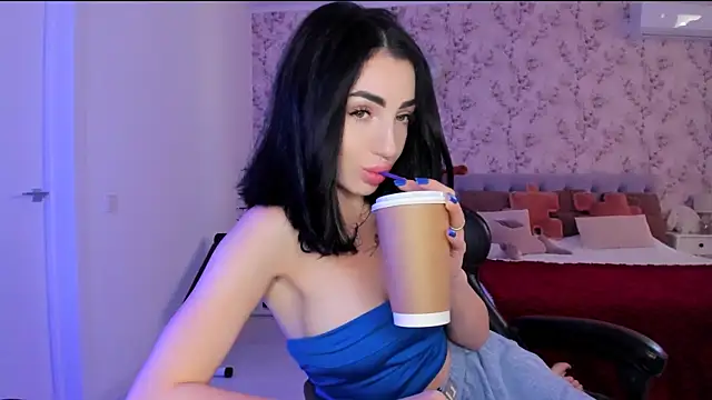 Snapshot of NancyLovee_ chatting on 07.27.26 NancyLovee online show from 07.27.26