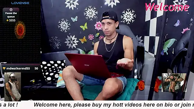 Snapshot of MikeRose94 chatting on 02.15.26 MikeRose94 online show from 02.15.26