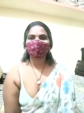 Snapshot of anitha906 chatting on 12.17.24 anitha906 online show from 12.17.24