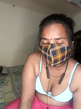 Snapshot of anitha906 chatting on 01.21.25 anitha906 online show from 01.21.25