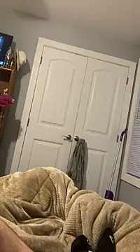 Snapshot of masterjerseyjoe chatting on 12.31.24 masterjerseyjoe online show from 12.31.24