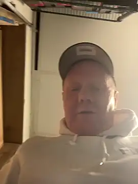 Snapshot of masterjerseyjoe chatting on 02.21.25 masterjerseyjoe online show from 02.21.25