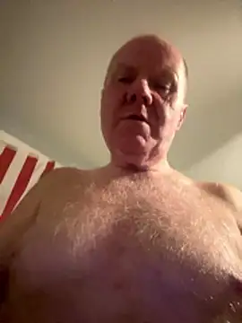 Snapshot of masterjerseyjoe chatting on 03.20.26 masterjerseyjoe online show from 03.20.26