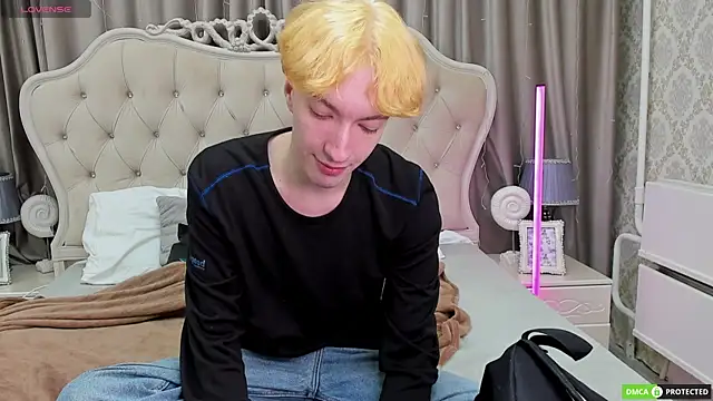 TrevorBenson online show from 10.03.25