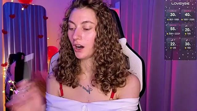 lady curls online show from 02.15.25