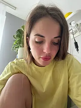 Snapshot of AmiLavs chatting on 03.22.26 AmiLavs online show from 03.22.26