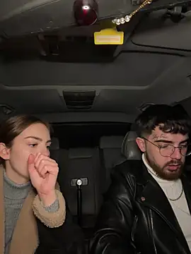 Snapshot of MrAndMrsSavage chatting on 12.12.24 MrAndMrsSavage online show from 12.12.24