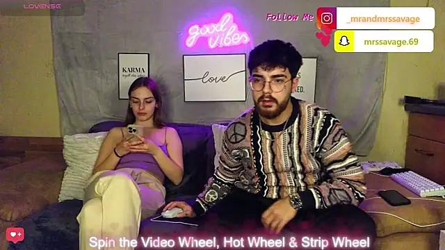 Snapshot of MrAndMrsSavage chatting on 01.14.25 MrAndMrsSavage online show from 01.14.25