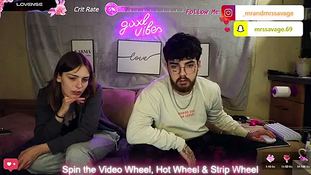 Snapshot of MrAndMrsSavage chatting on 01.26.25 MrAndMrsSavage online show from 01.26.25