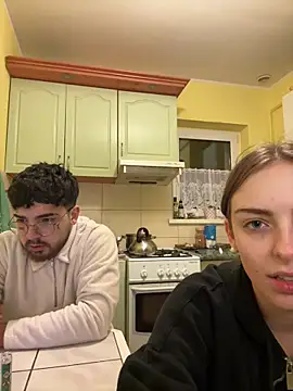 Snapshot of MrAndMrsSavage chatting on 02.10.25 MrAndMrsSavage online show from 02.10.25